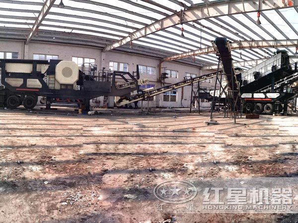 流动碎石生产现场