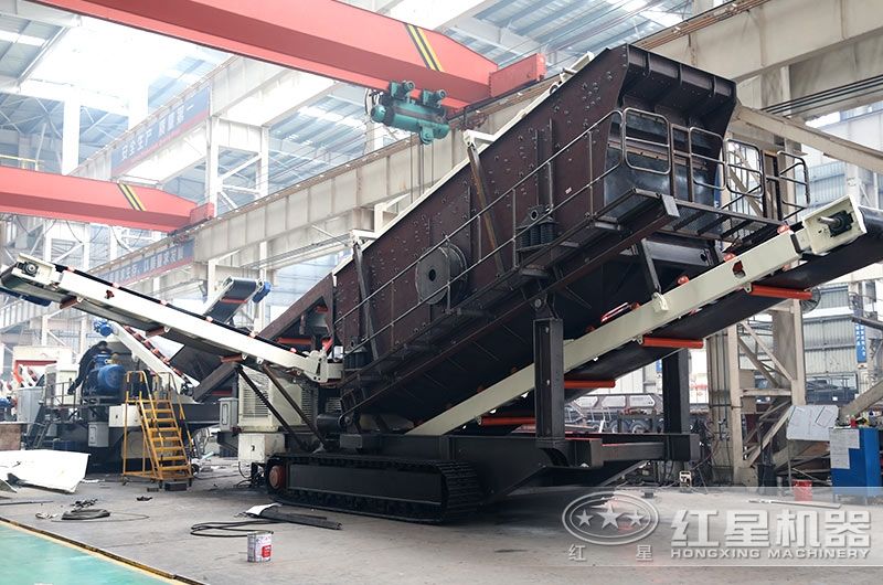 履带式移动破组装中 履带式移动破组装中