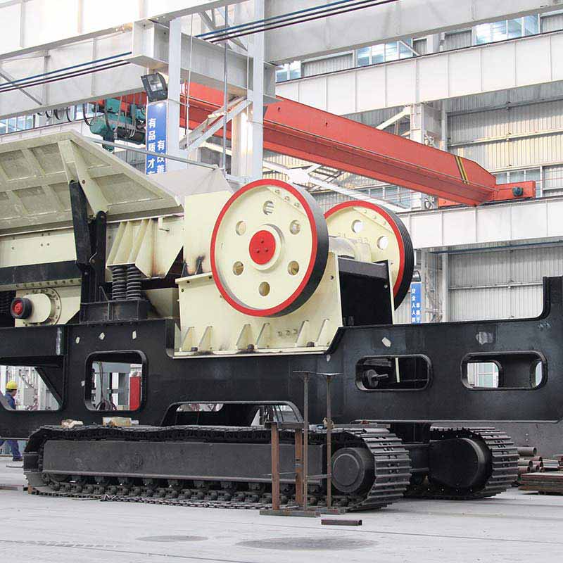 履带式液压驱动破碎站